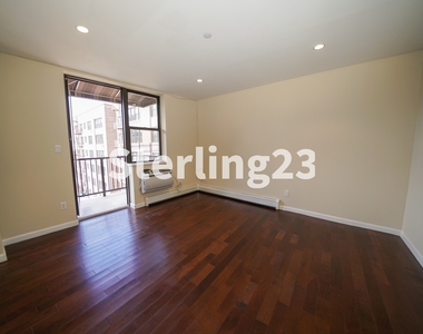 45 Hinckley Place - Photo Thumbnail 2