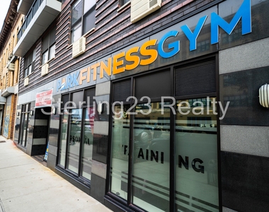 45 Hinckley Place - Photo Thumbnail 7