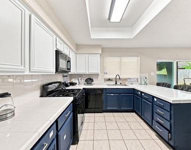 19914 Fort Davis Court - Photo Thumbnail 4