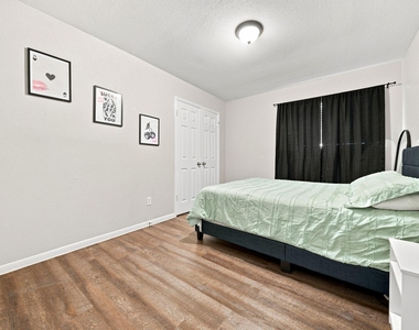 19914 Fort Davis Court - Photo Thumbnail 11