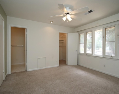 1733 Commonwealth Street - Photo Thumbnail 22