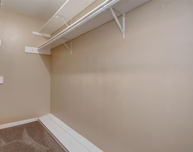 6030 Gallant Forest Drive - Photo Thumbnail 24