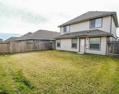 5438 Plantation Forest Drive - Photo Thumbnail 2