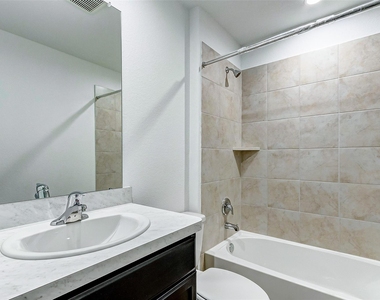 15056 Ashton Meadows Drive - Photo Thumbnail 7