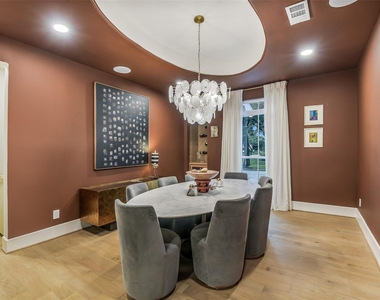 9411 Millbury Drive - Photo Thumbnail 13
