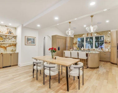 9411 Millbury Drive - Photo Thumbnail 6