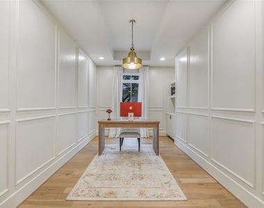9411 Millbury Drive - Photo Thumbnail 17