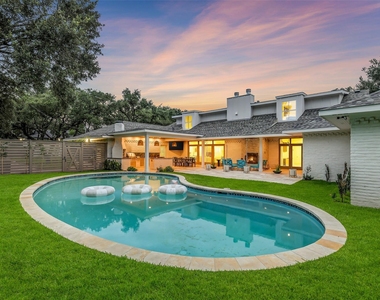 9411 Millbury Drive - Photo Thumbnail 5