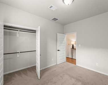 14911 Spring Forest Lane - Photo Thumbnail 16