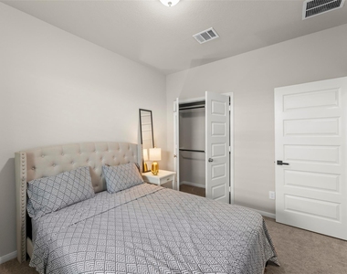 14911 Spring Forest Lane - Photo Thumbnail 23