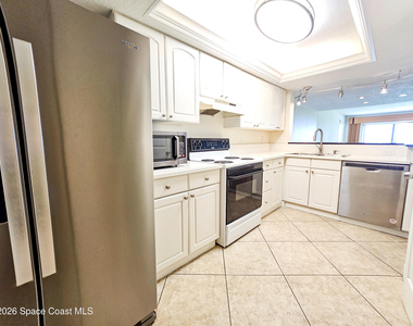 650 N Atlantic Avenue - Photo Thumbnail 6