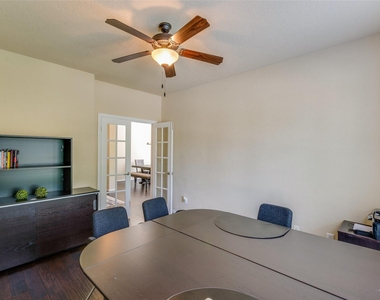 10 Caelin Court - Photo Thumbnail 5