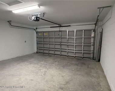 340 Dolphin Street Se - Photo Thumbnail 13