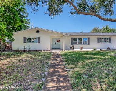 580 Pine Tree Drive - Photo Thumbnail 5