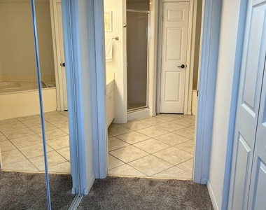 8921 Lake Drive - Photo Thumbnail 22
