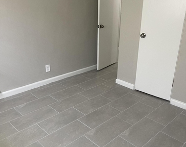 1400 Hillcrest Drive - Photo Thumbnail 7