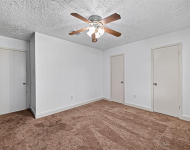 15815 Thistledew Drive - Photo Thumbnail 28