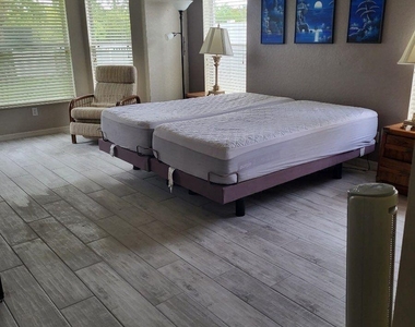4858 Chastain Drive - Photo Thumbnail 9
