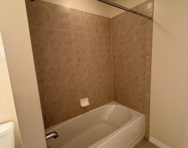 6838 Toland Drive - Photo Thumbnail 18