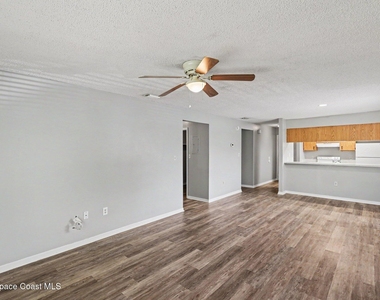 2286 Fox Hollow Drive - Photo Thumbnail 1