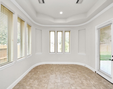 11618 Arbirlot Drive - Photo Thumbnail 33