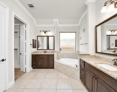 11618 Arbirlot Drive - Photo Thumbnail 40
