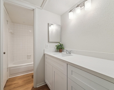 2100 Tanglewilde Street - Photo Thumbnail 9