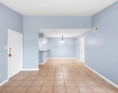 8918 Bissonnet Street - Photo Thumbnail 3