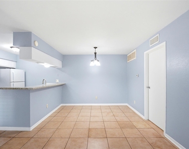 8918 Bissonnet Street - Photo Thumbnail 4