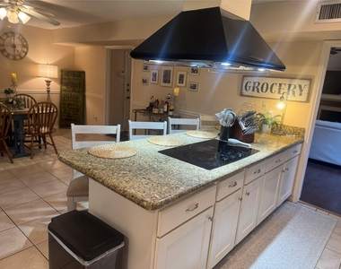 3127 Pecan Point Drive - Photo Thumbnail 32