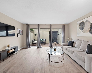 6485 Burgoyne Road - Photo Thumbnail 6
