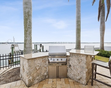 450 22nd Street - Photo Thumbnail 32