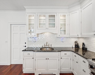 450 22nd Street - Photo Thumbnail 4