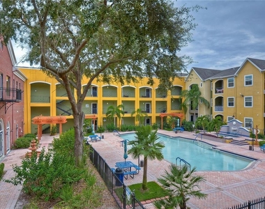 2010 E Palm Avenue - Photo Thumbnail 15