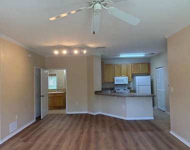 10025 Courtney Palms Boulevard - Photo Thumbnail 11