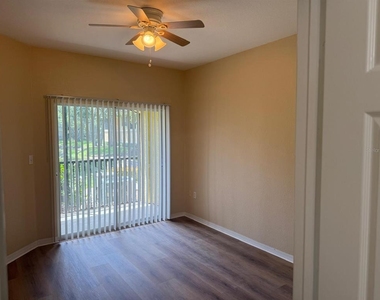 10025 Courtney Palms Boulevard - Photo Thumbnail 14