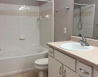 1810 E Palm Avenue - Photo Thumbnail 11