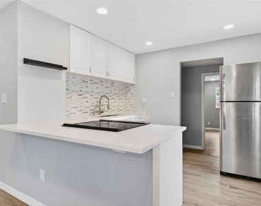 4616 9th Avenue S - Photo Thumbnail 13