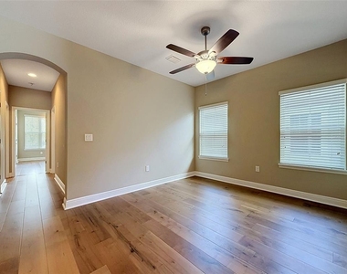 112 S Bungalow Park Avenue - Photo Thumbnail 19