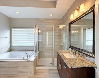 112 S Bungalow Park Avenue - Photo Thumbnail 25