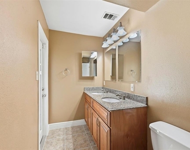 3707 Pelican Lane - Photo Thumbnail 27