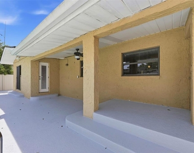 3707 Pelican Lane - Photo Thumbnail 10