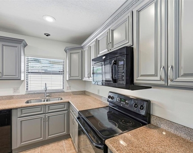 3707 Pelican Lane - Photo Thumbnail 15
