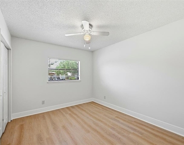 3707 Pelican Lane - Photo Thumbnail 33
