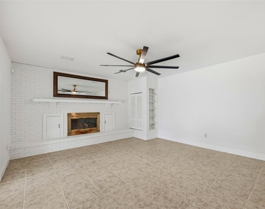 3707 Pelican Lane - Photo Thumbnail 21