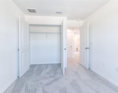 3407 E Louisiana Avenue - Photo Thumbnail 21