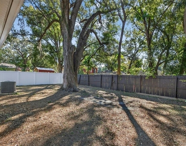 1909 E Henry Avenue - Photo Thumbnail 26