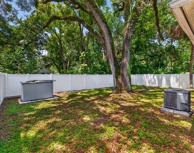 1909 E Henry Avenue - Photo Thumbnail 29