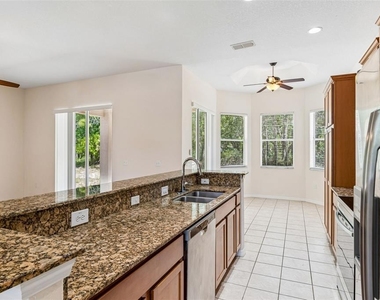 37 Greenpark Boulevard - Photo Thumbnail 22