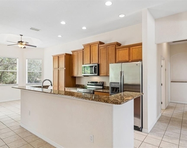 37 Greenpark Boulevard - Photo Thumbnail 20